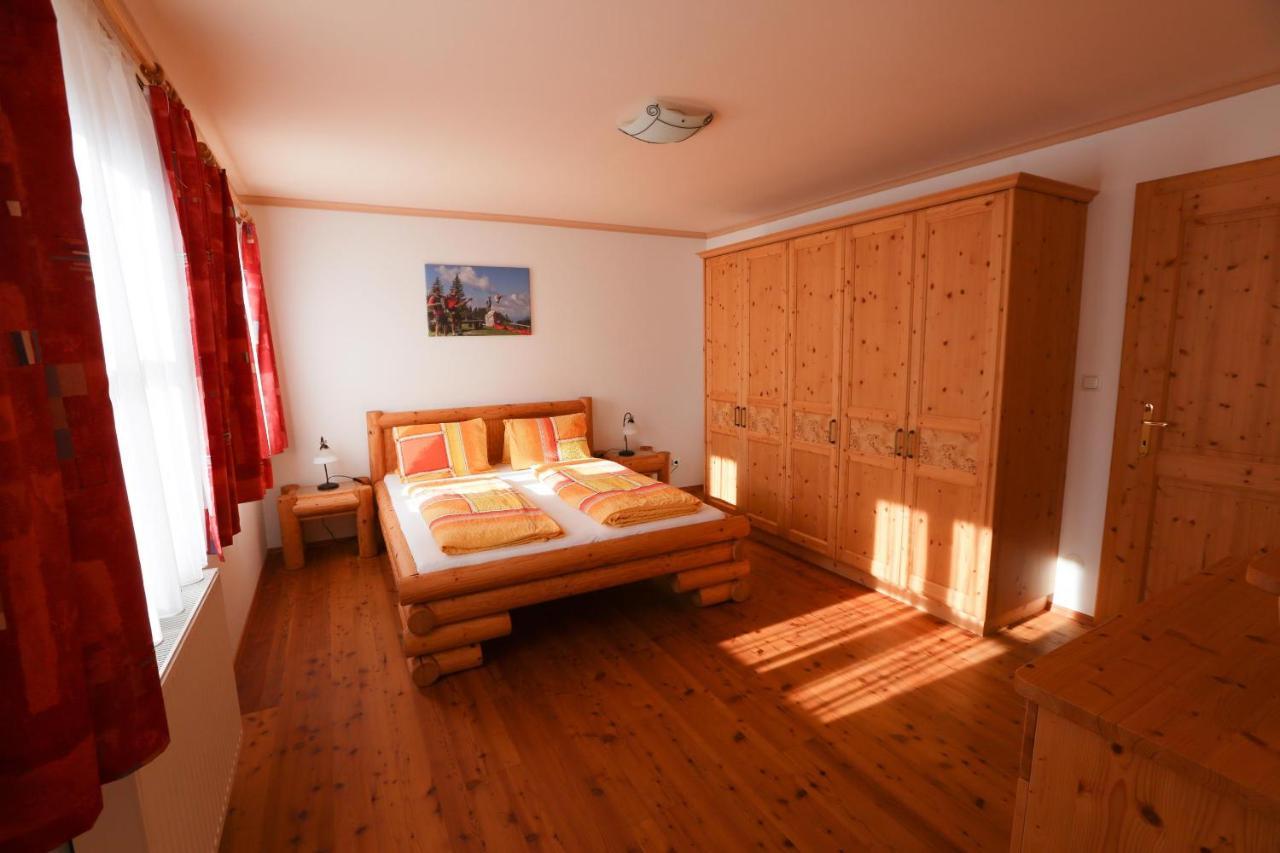Farm stay Biohof Teufel *